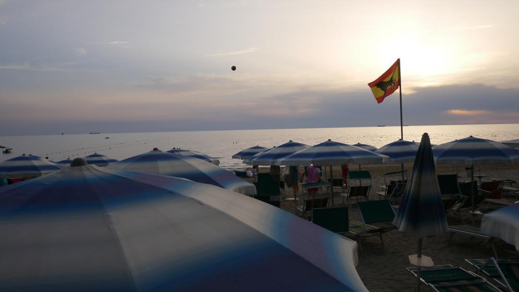 Espana Aparthotel Škalngur المظهر الخارجي الصورة