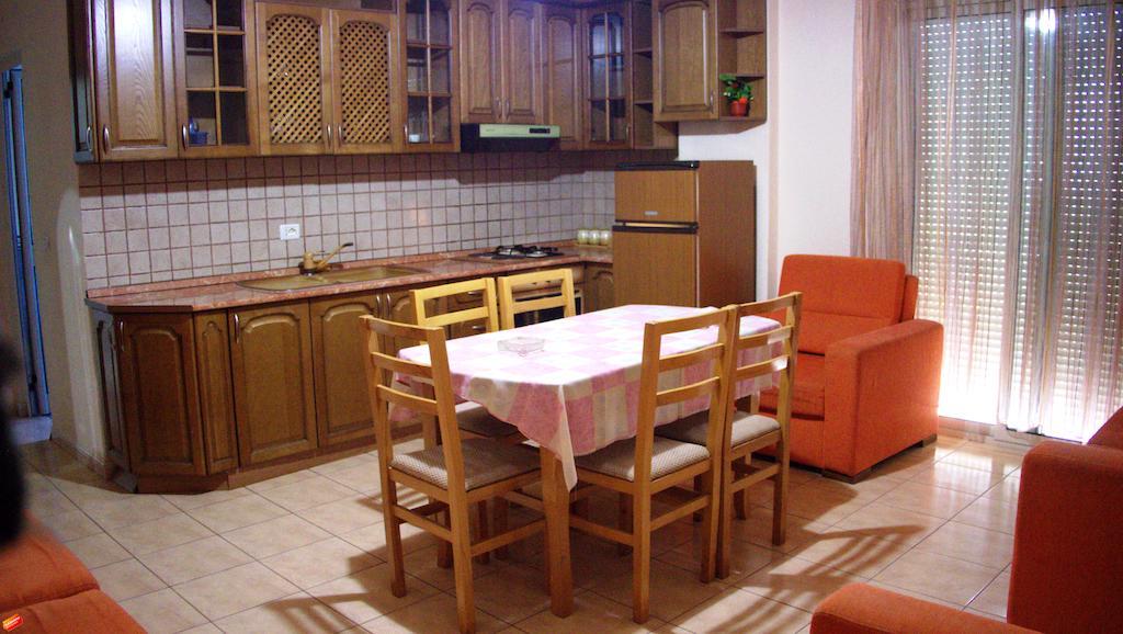 Espana Aparthotel Škalngur الغرفة الصورة