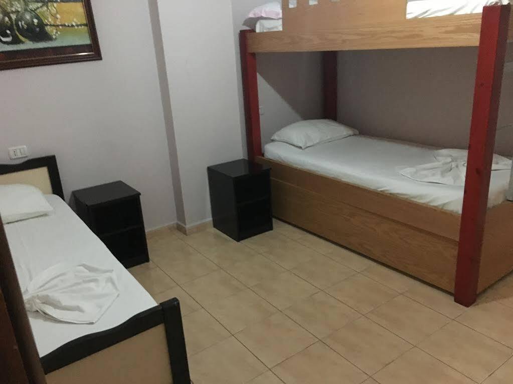 Espana Aparthotel Škalngur المظهر الخارجي الصورة